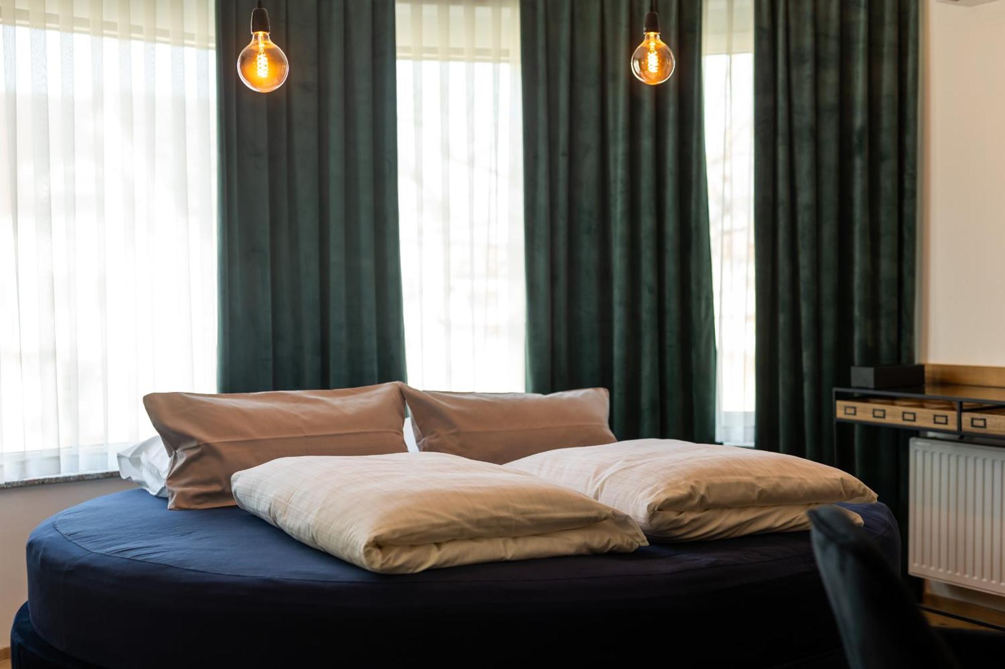 Kavenija Apartmaji - Free Parking Maribor Ngoại thất bức ảnh