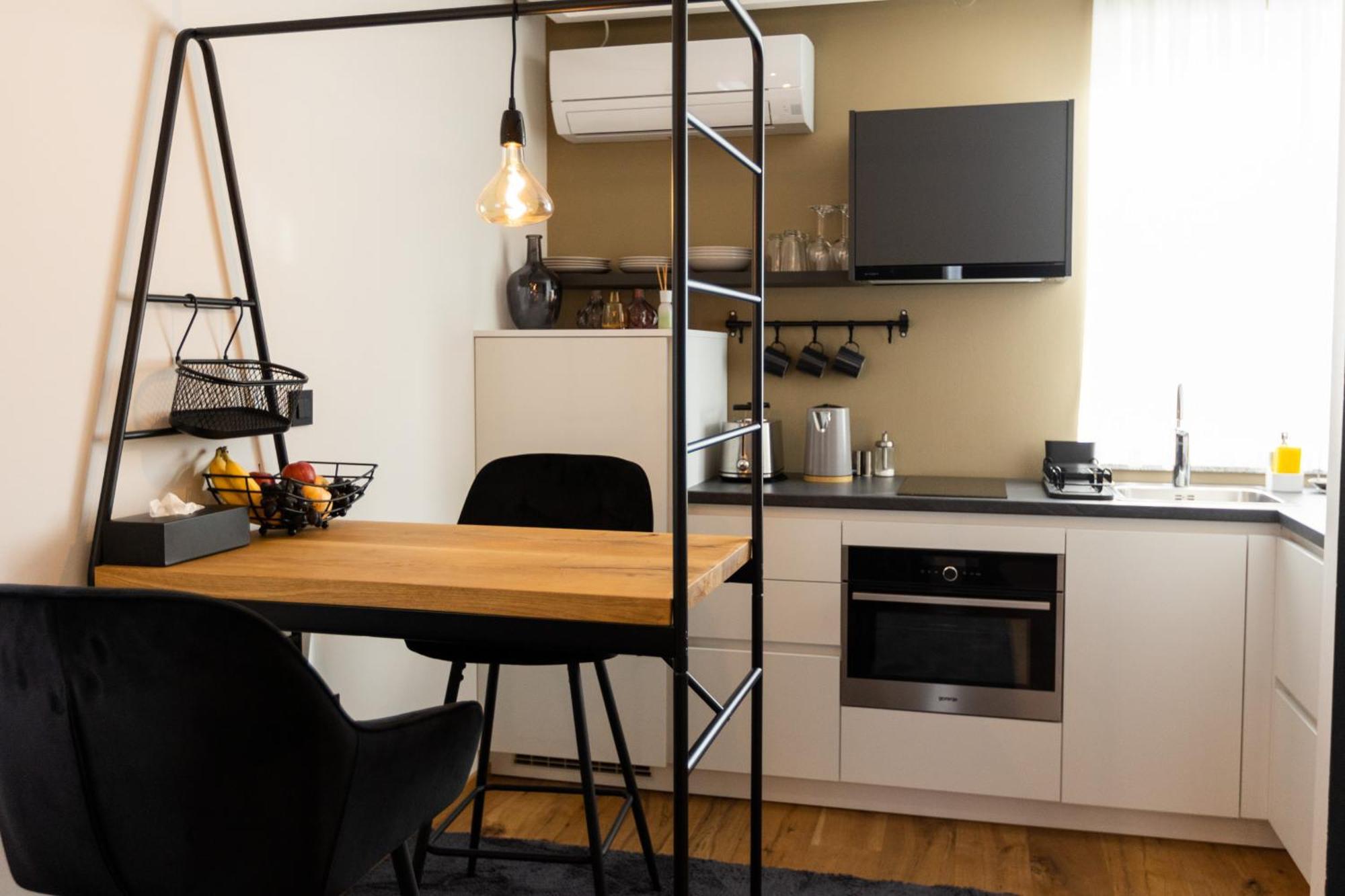 Kavenija Apartmaji - Free Parking Maribor Ngoại thất bức ảnh